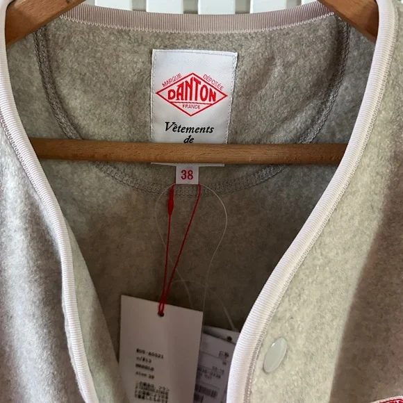 Danton Women's Gray Wool Vest - Picture 4 of 4